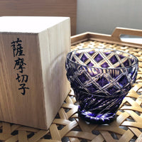 【日本工藝堂】 薩摩切子 日式杯 玻璃杯 洋酒杯 酒杯 威士忌杯 啤酒杯 啤酒杯 水杯 紫色 SK-SA-32
