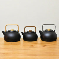 【日本工藝堂】 山形鑄造 水壺 茶壺 S 1.1L 白橡木柄