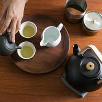 【日本工藝堂】 山形鑄造 水壺 茶壺 S 1.1L 核桃材質手柄