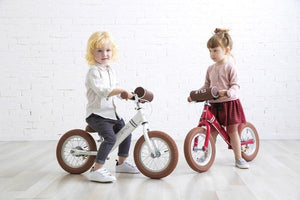 【iimo】 日本嬰兒・兒童用品品牌平衡車 12寸 鋁合金車架 充氣胎 白色